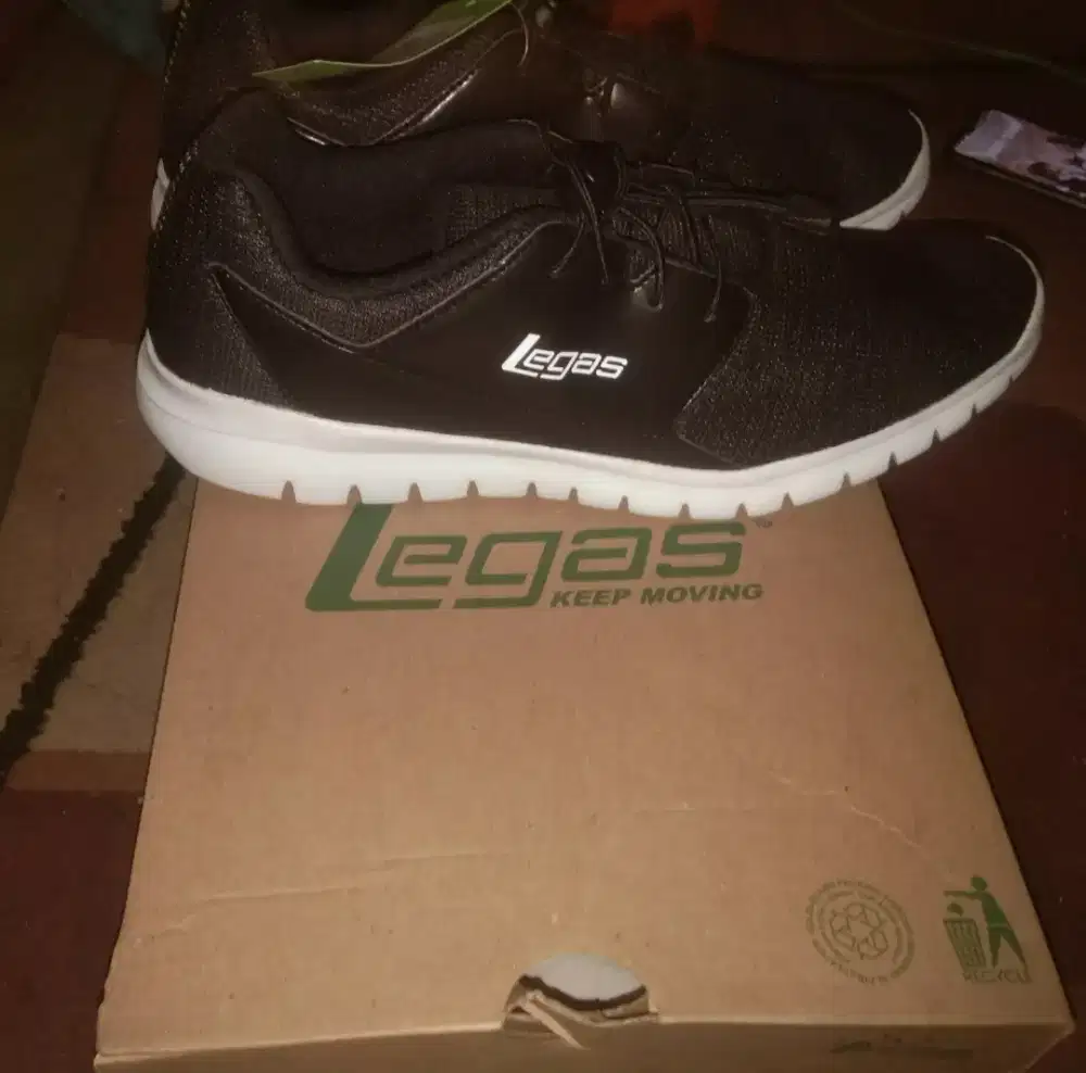 Sepatu Cowok Merek Legas Original
