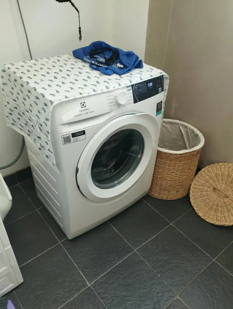 Electrolux Mesin Cuci Front Loading 8kg