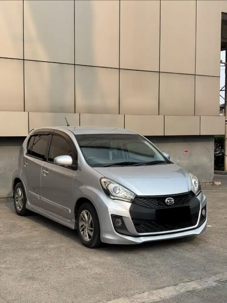 Daihatsu Sirion RS 2016 Manual
