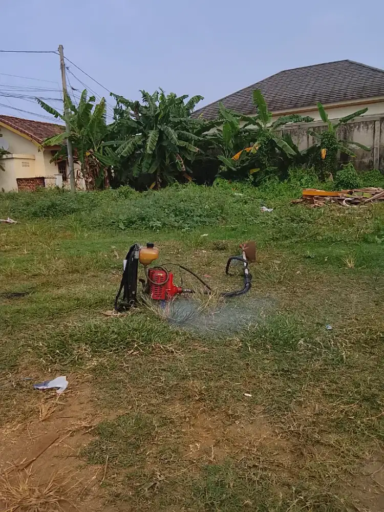 Jasa potong rumput