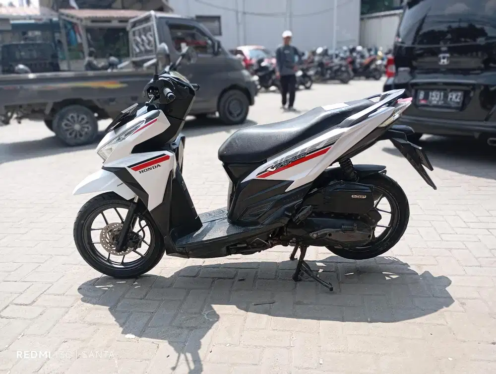 Honda Vario 125 LED old Tahun 2018 Surat komplit