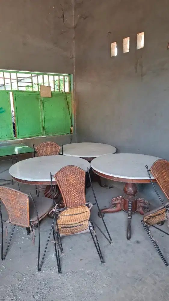 Meja makan ex restaurnt
