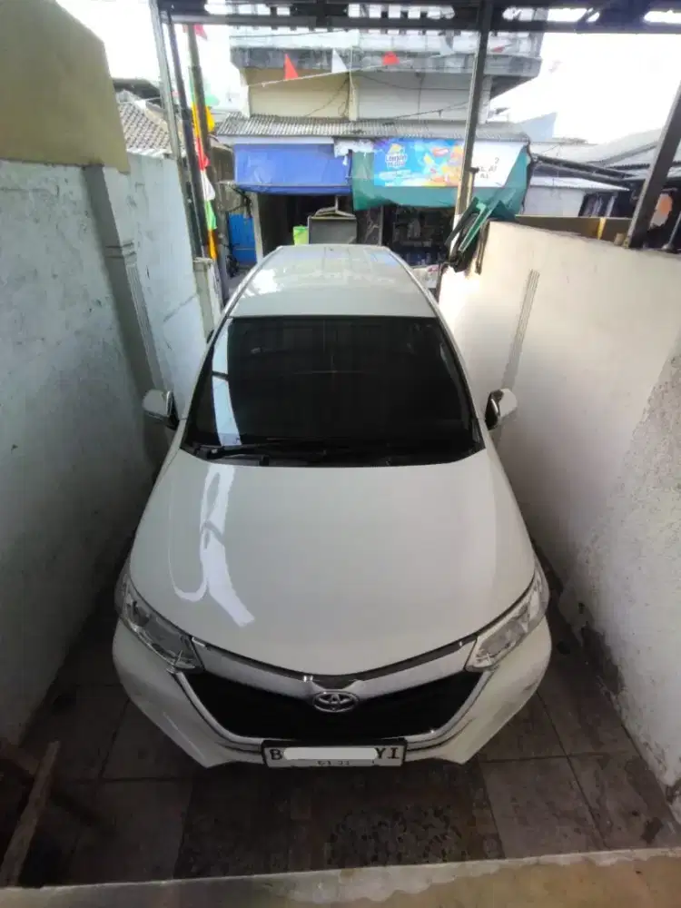 Dijual AVANZA 1,3 MT TH 2015
