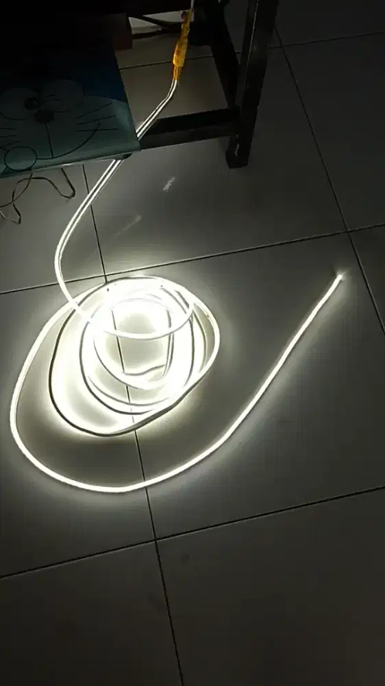 Lampu LED selang ada 5 meter