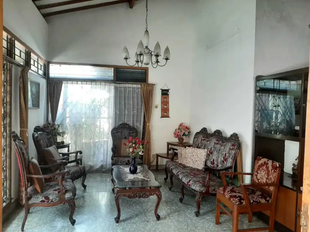 Turun Harga Dijual Cepat !!! Rumah Kost Buahbatu, cocok buat investasi.