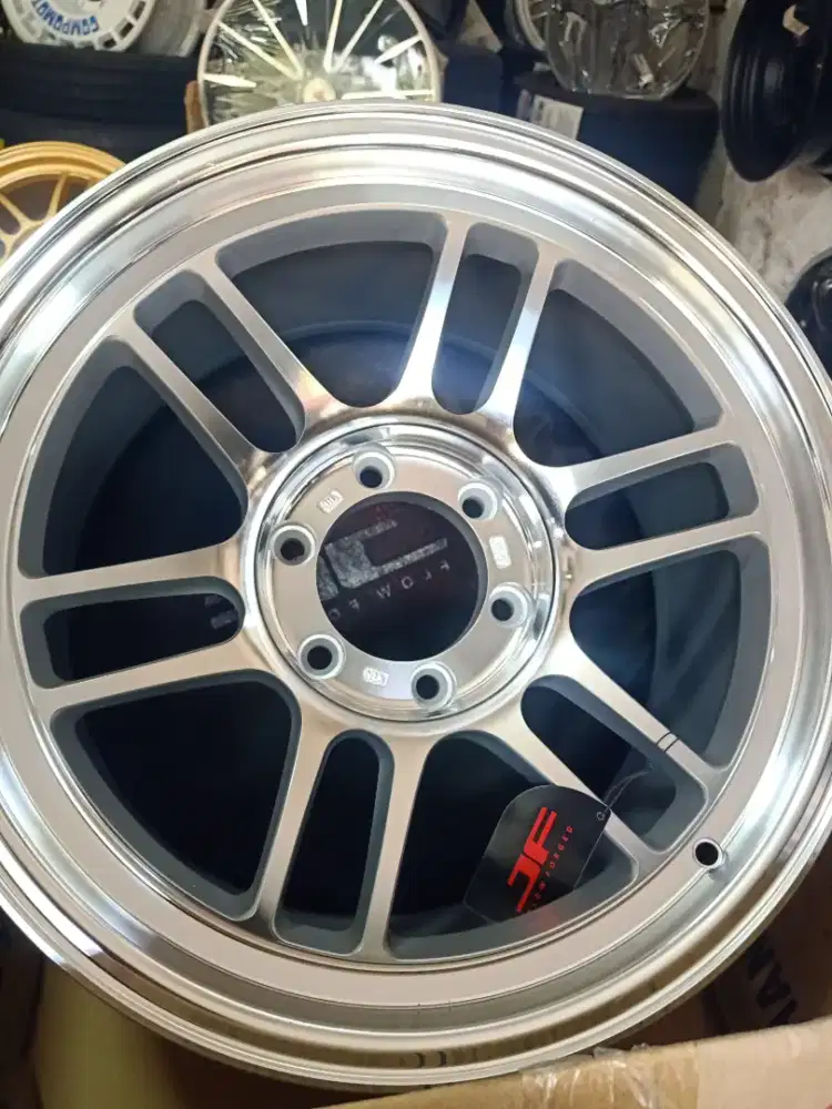 WINCH 18x9in ET 0 H6/139.7
