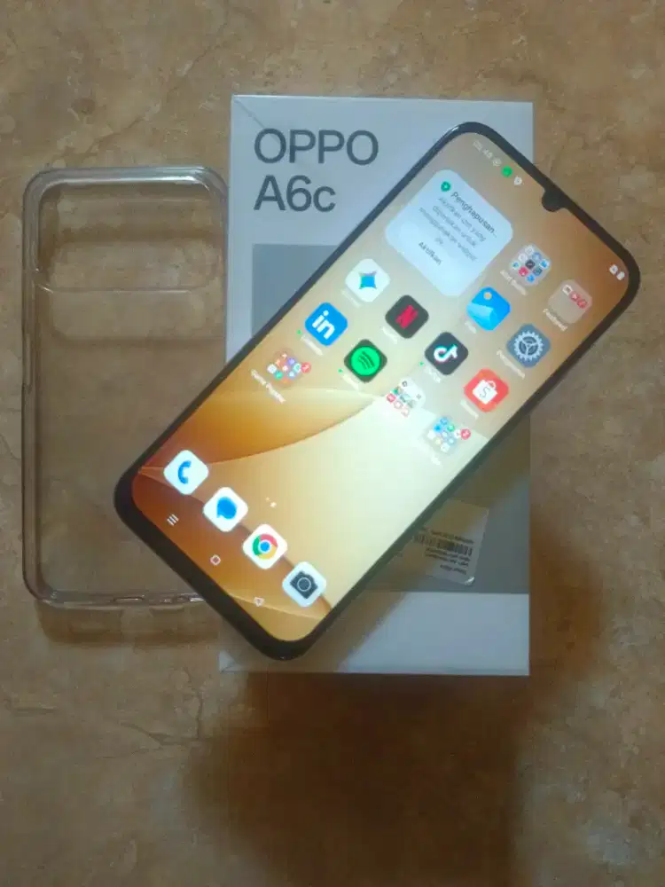 Jual Oppo A6C ram4/64 mulus likenew lengkap
Garansi sampai 17/07/2027