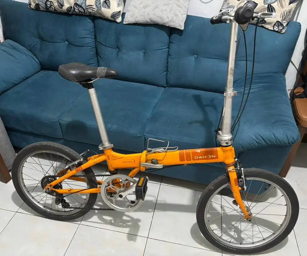 Sepeda Dahon Vitesse D7 Alumunium