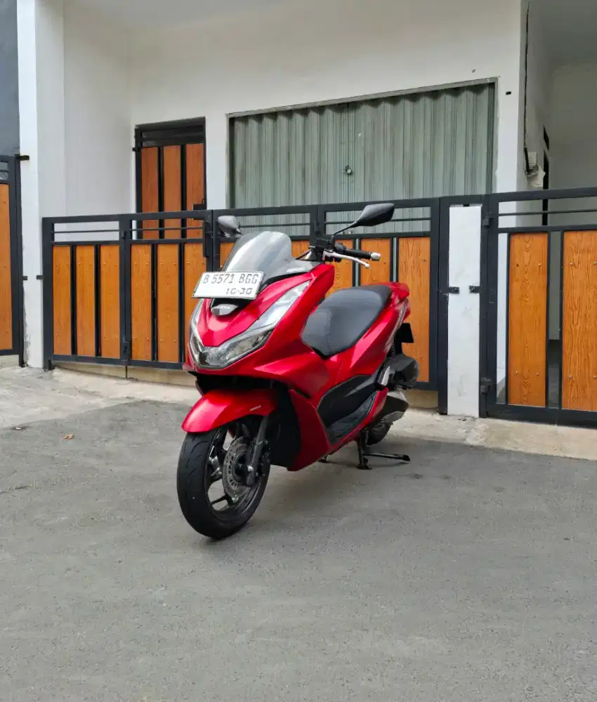 Honda PCX 160 ABS ISS (Tipe Tertinggi) MULUSSS Pajak Panjang