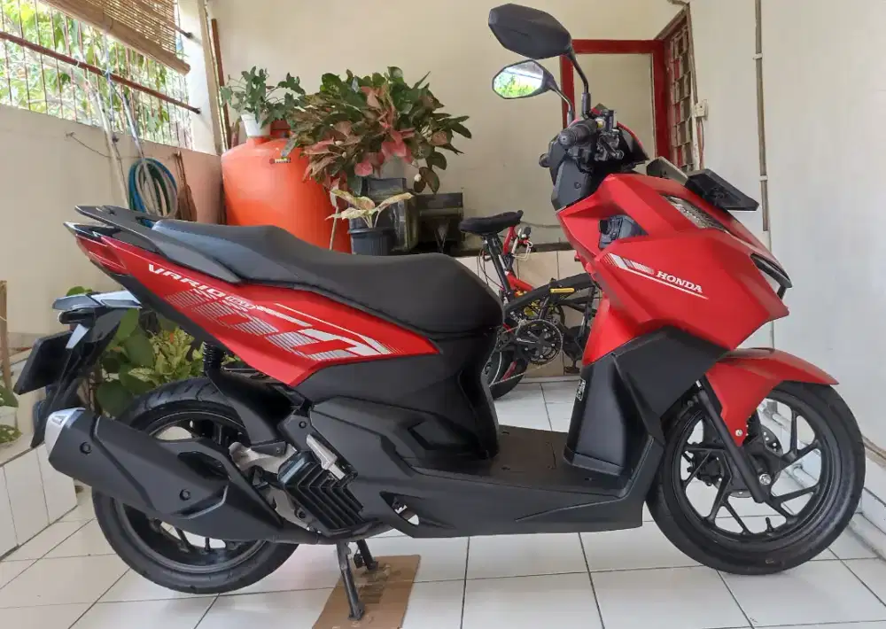 Honda vario 160 CBS tahun 2026 B Tangerang kota