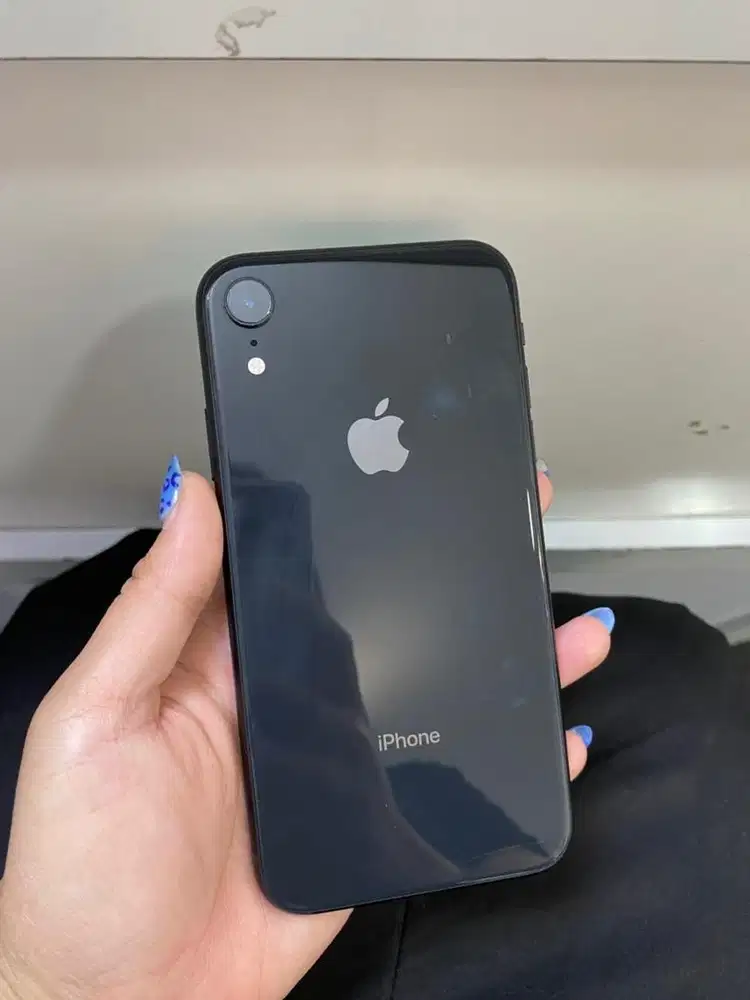 Iphone xr 64gb fullset terima tt kredit servis