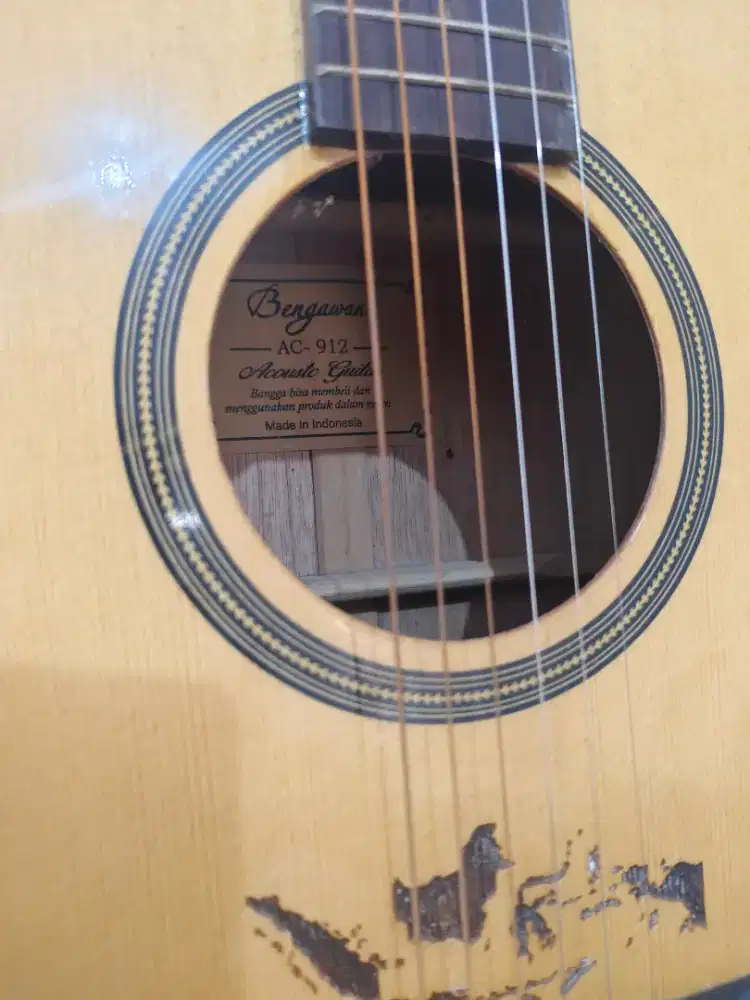 Gitar Akustik Bengawan A-912