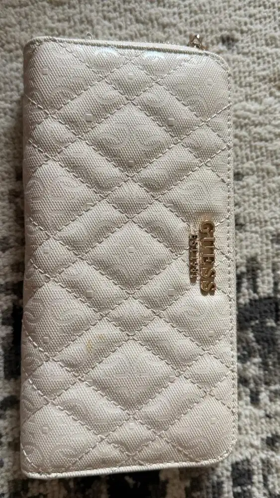 White guess wallet