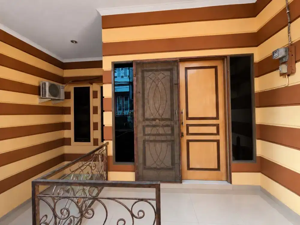 Rumah 2 Lantai di Sunter Dekat Mall of Indonesia & Danau Sunter – SHM