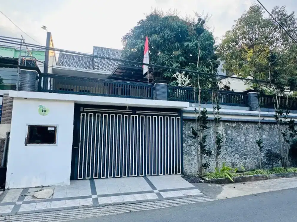 Dijual Rumah 2 Lt Bagus di Oro Oro Ombo Batu Dekat Wisata