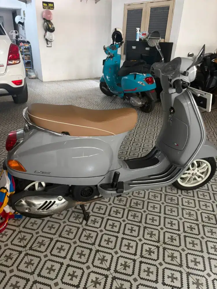 Vespa LX 125 2025