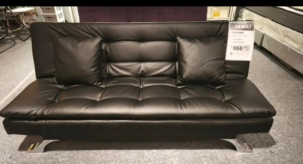 Sofabed kulit hitam besi