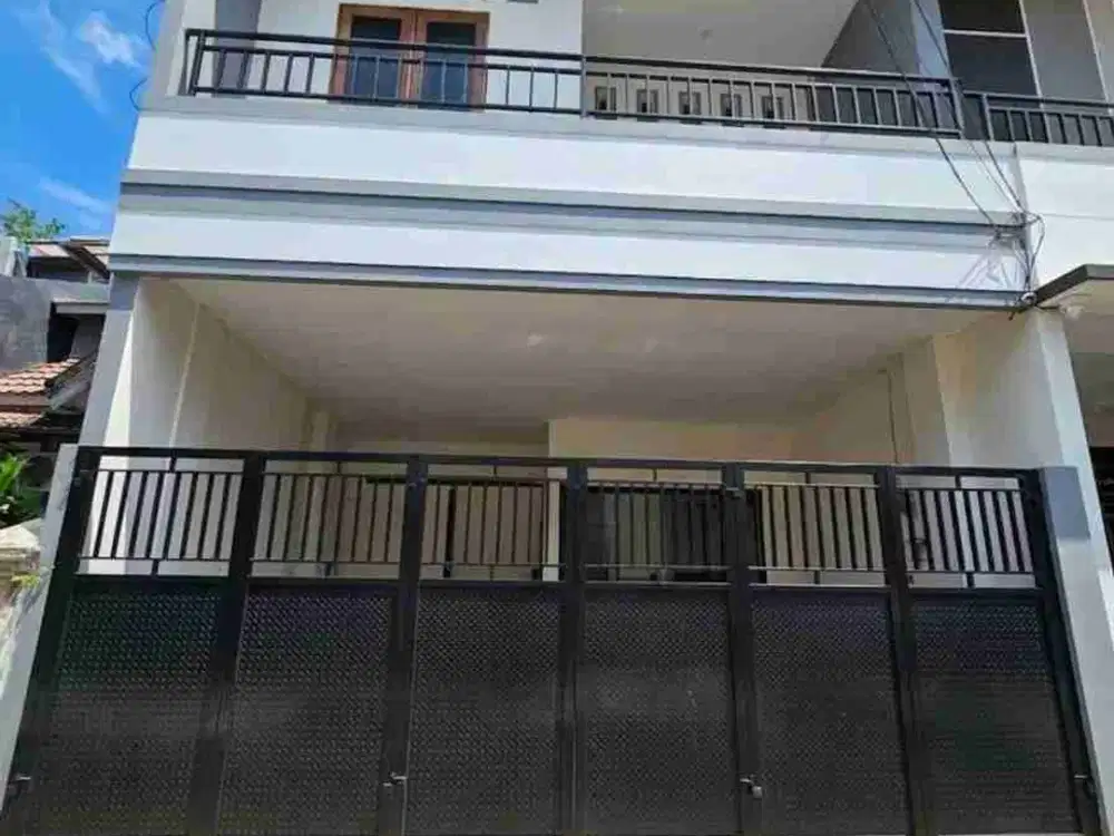 DISEWAKAN RUMAH 2 LANTAI DIGADING SERPONG TANGERANG