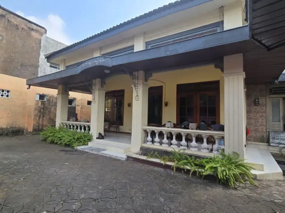 Rumah Lawasan Antik Tahun 1929 di Laweyan
