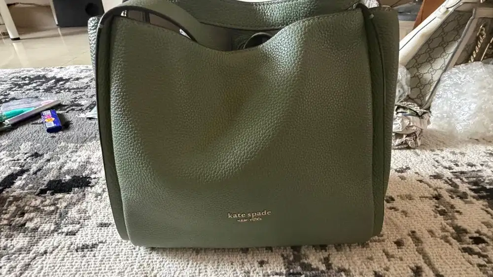 Kate spade hijau
