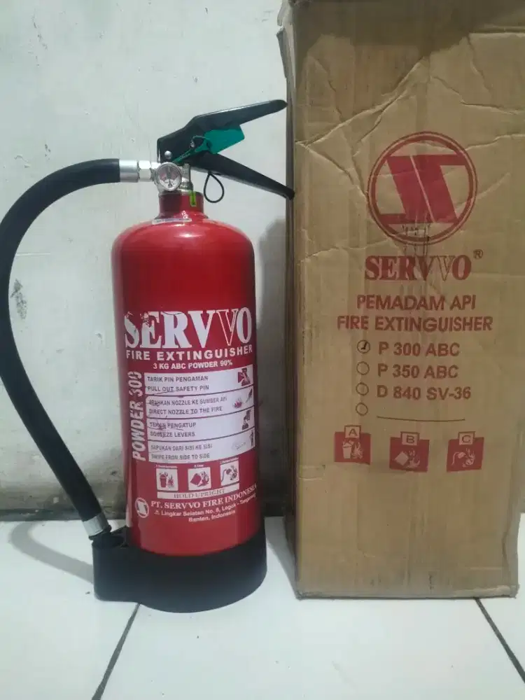 Lelang Apar Rp 950 RB SERVVO P 300, 3 kg 90%