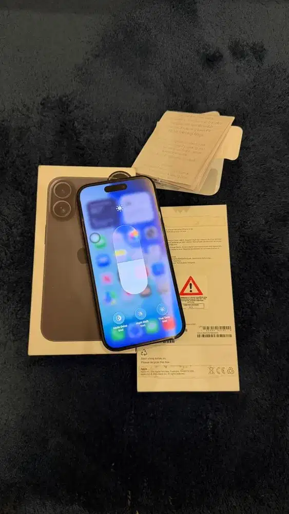 Iphone 16 Black 128GB Mulus Lengkap Resmi Ibox