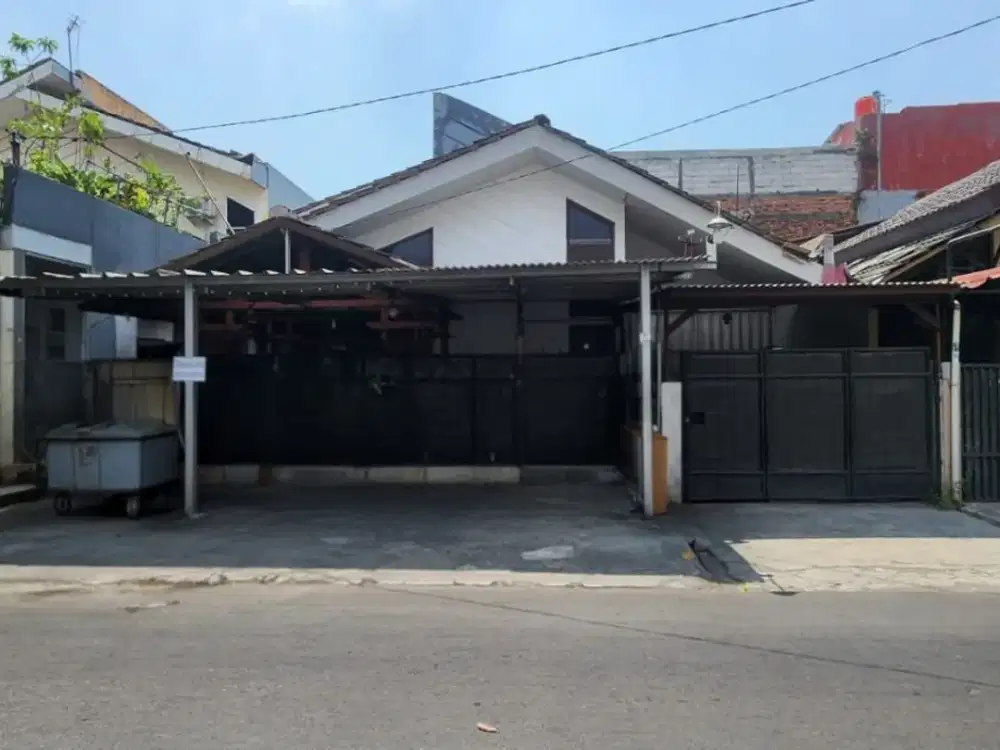 Rumah Luas Dekat Mall dan Tol di Pekayon Bekasi