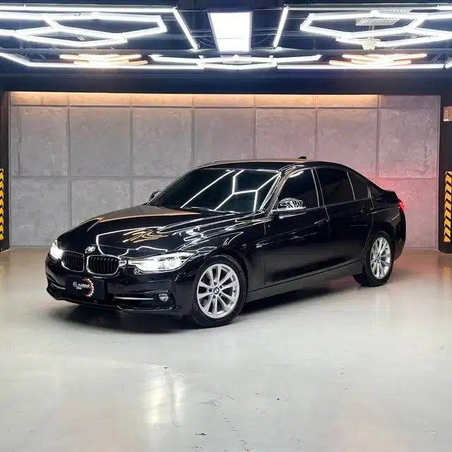 Odo 32 ribu BMW 320i Sport 2015