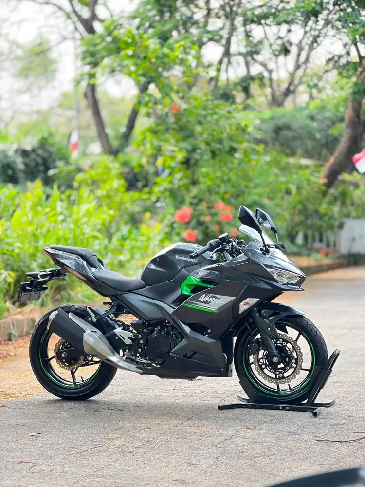 KAWASAKI NEW NINJA 250 FI GREY 2024 KM 2K PAJAK PANJANG NO MINUS