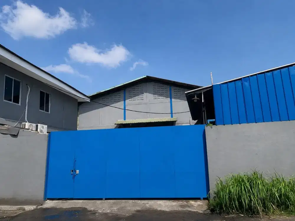 Gudang 2.000 m² di Bayur Tangerang dengan Bangunan 1.000 m² SHM