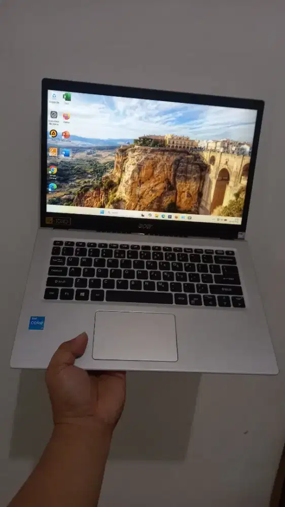 Laptop acer i3 gen 11