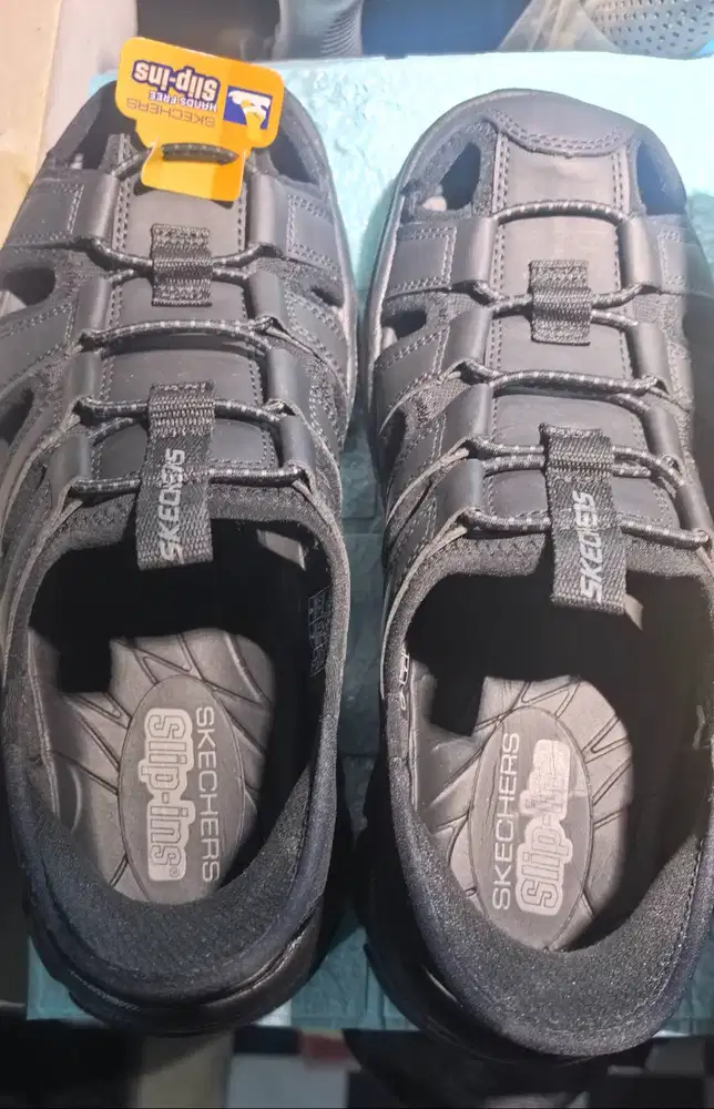 Skechers Revolt ss