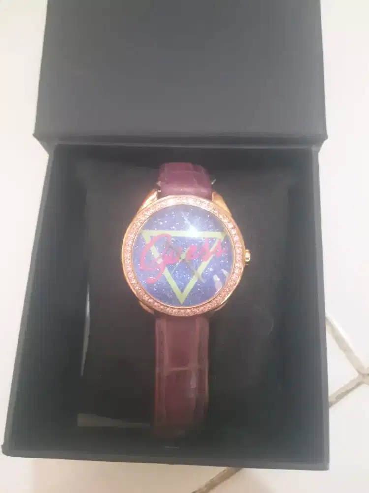 Jam tangan wanita Asli Guees