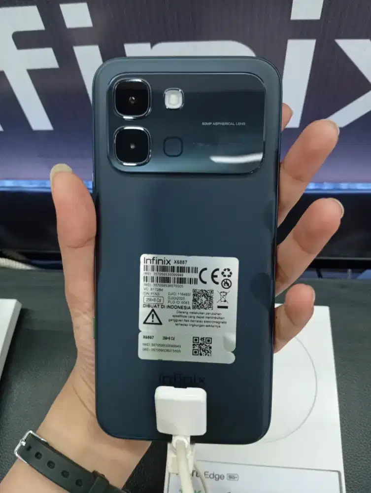 CICILAN TANPA KARTU KREDIT INFINIX NOTE EDGE 8/256