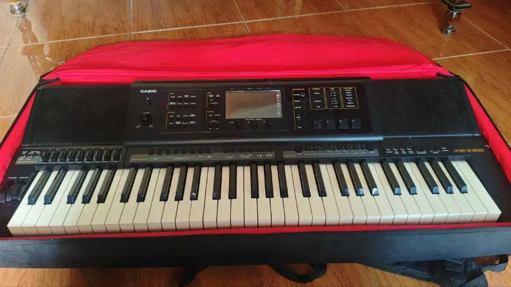 Casio Mzx-300 kondisi mulus terawat siap manggung