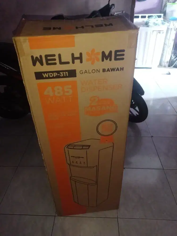 Dijual dispenser galon bawah masih baru