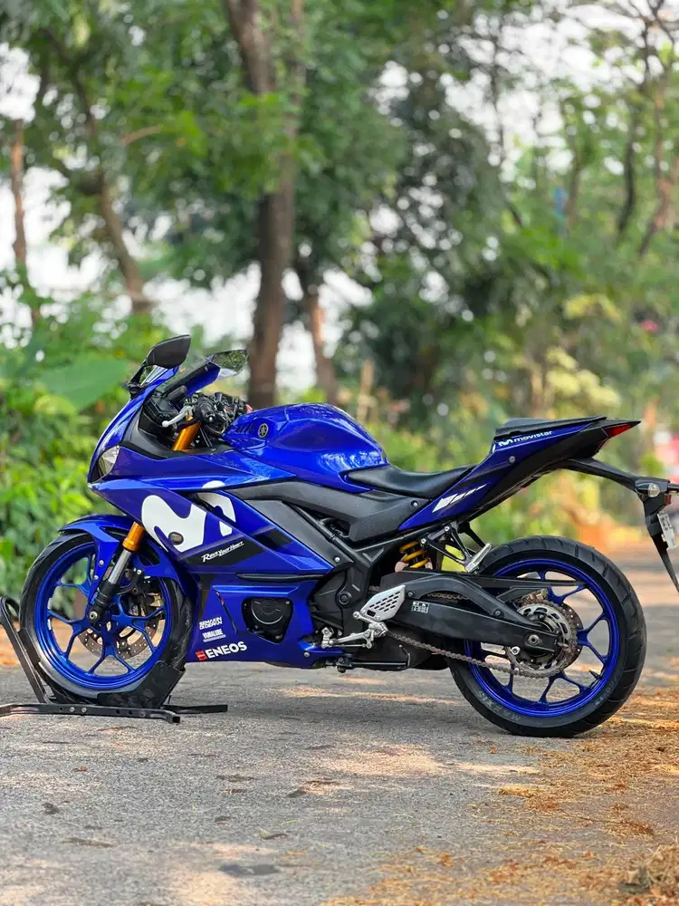 YAMAHA NEW R25 BIRU MOVISTAR 2018 KM LOW PAJAK PANJANG SUPER MULUS