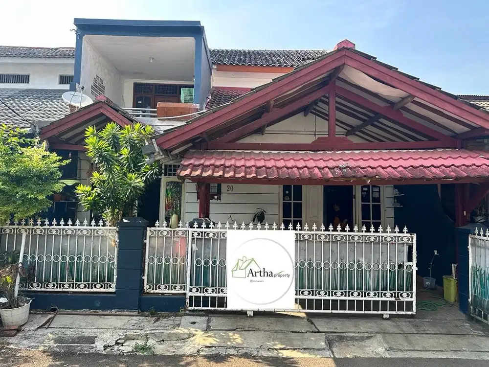 RUMAH SECOND 2 LANTAI SIAP HUNI DIPAMULANG