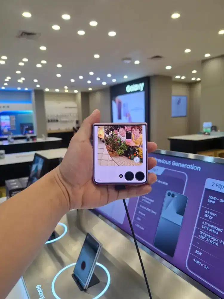 STOP! Jangan beli HP baru sebelum lihat promo Fold8 ini!