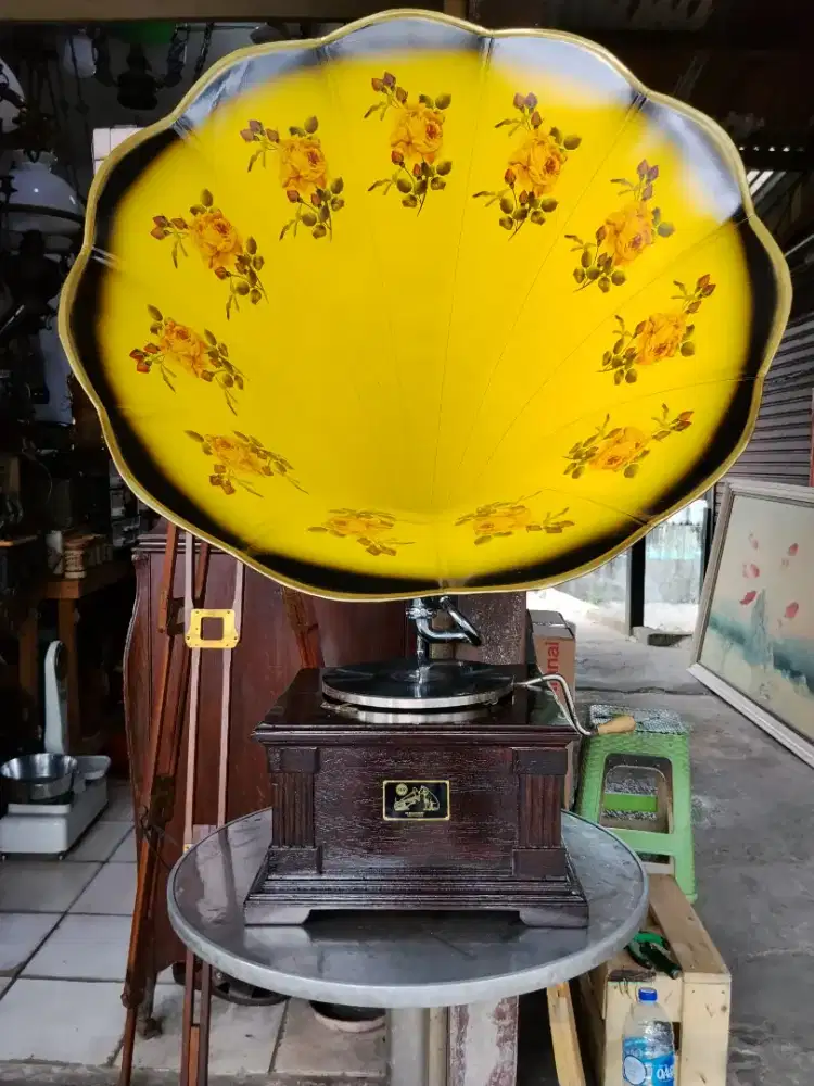 Gramophone his master voice