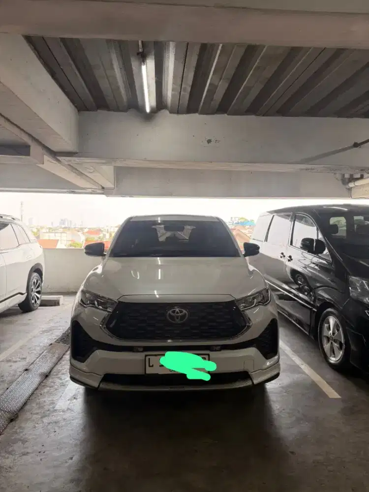 Toyota zenix hybrid V modelista