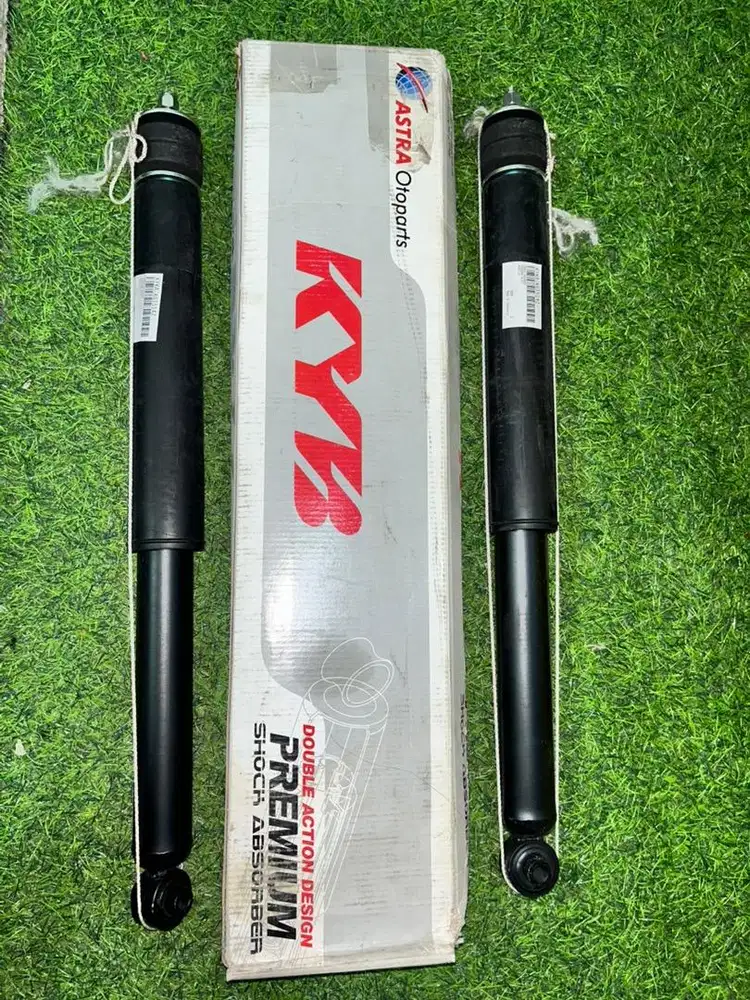 KYB Premium Shockbreaker Belakang Mobil Honda Mobilio