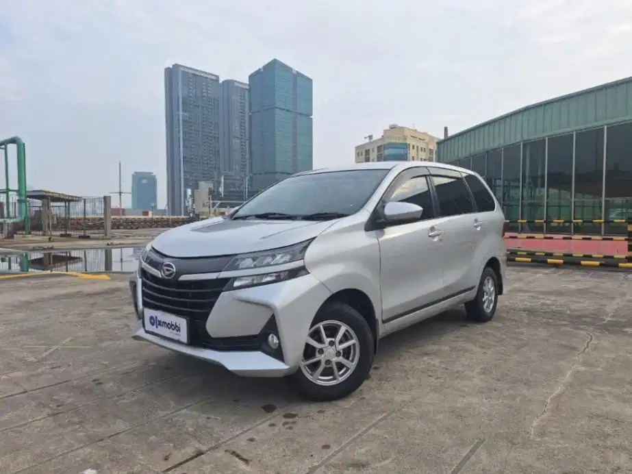Pajak Panjang - Daihatsu Xenia 1.3 X Bensin-AT 2021
