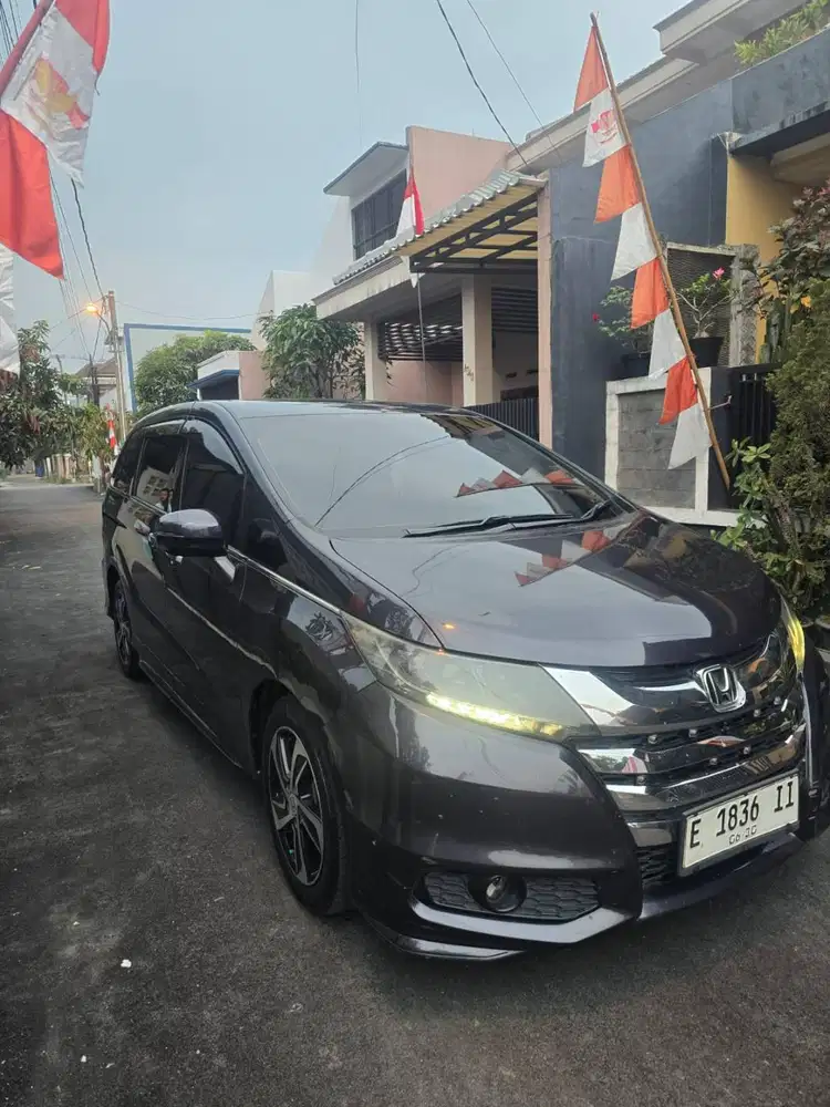 honda Odyssey 2014 ungu