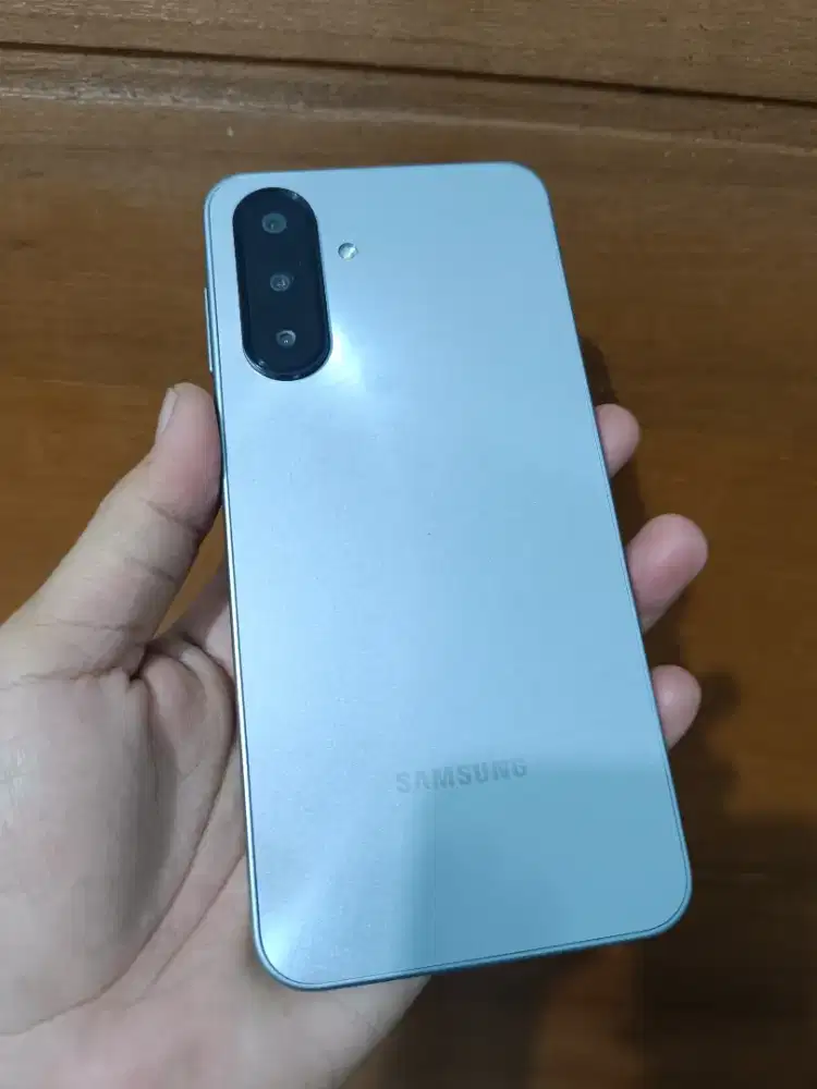 Samsung A17 ada minus