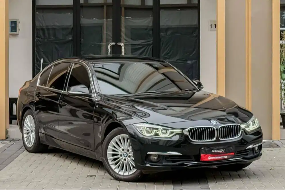 Bmw 320i 2.0 Luxury Sedan AT Matic 2018 Hitam Metalik.
