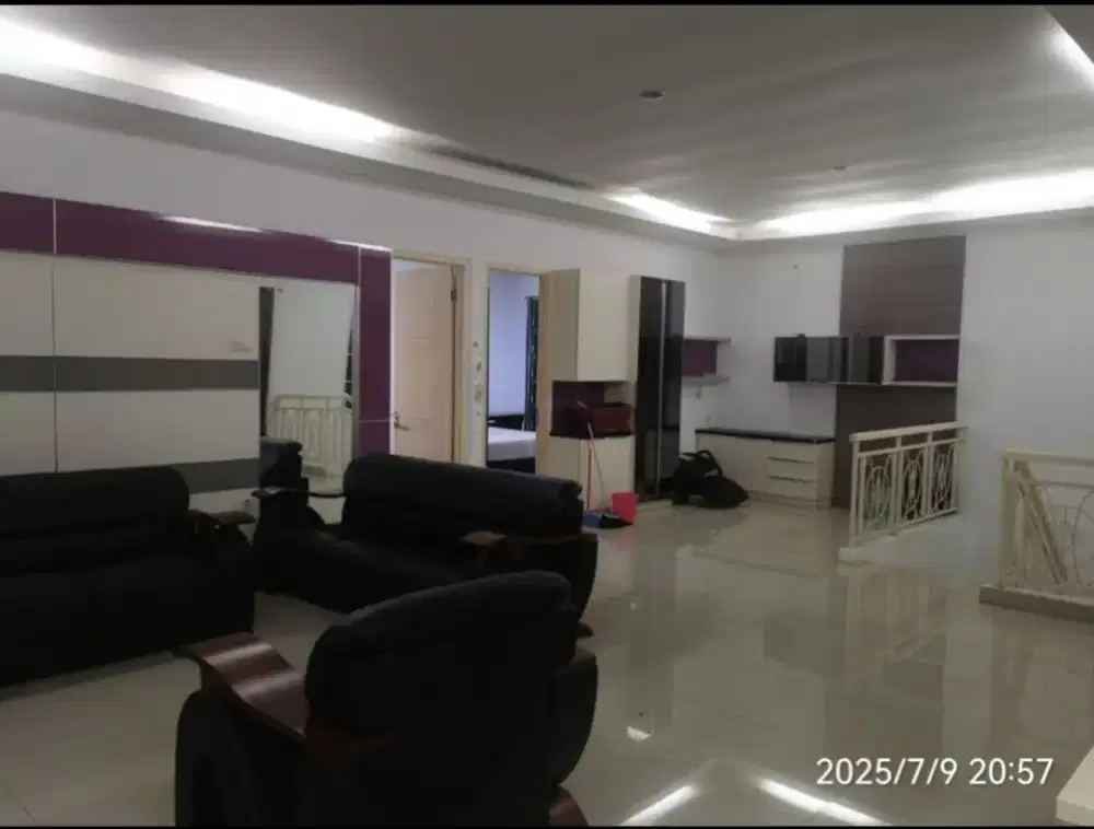 Dikontrakkan rumah di Citraland Banjarmasin lengkap dengan perabot