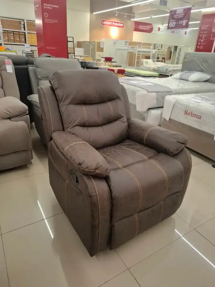 SOFA RECLINER EMPUK 2JTAN BISA CICIL 0%