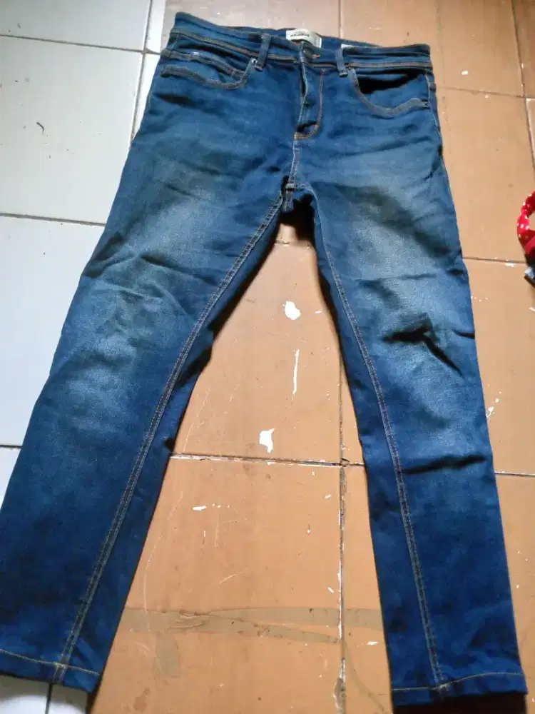 jeans wanita size 32