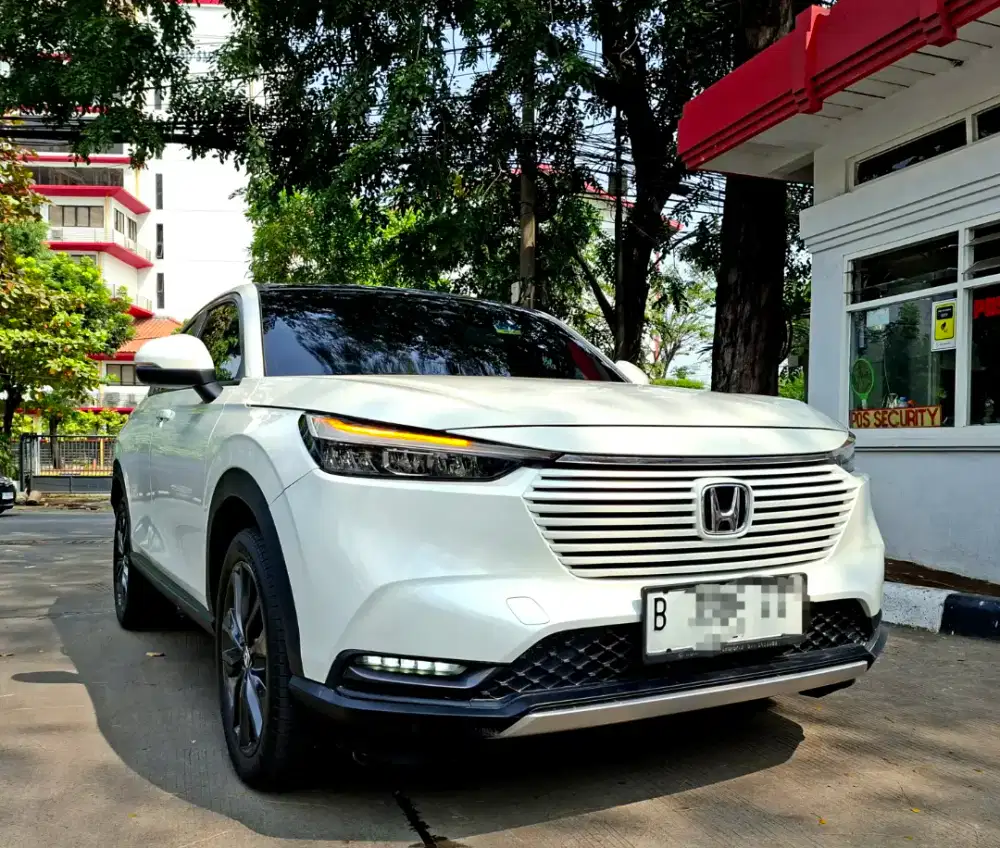 Km  18 ribu!! Honda HRV SE sensing 2023 Atap kaca